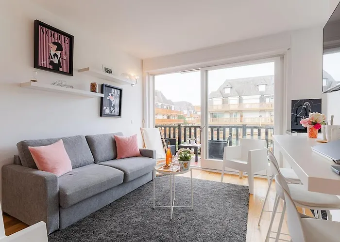 Le 112 - & Casino Apartment *